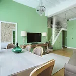 Sublime et neuf appartement centre de Paris (Arbalète)